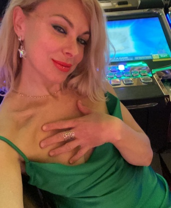 Анкета проститутки Регина - город Боровой, 42 года, №2778